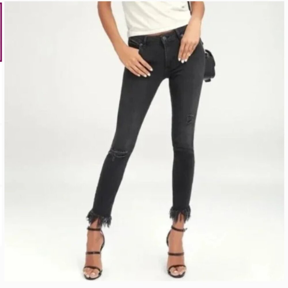 Free People Great Heights Raw Fringe Hem Distressed Jeans (177)
